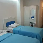 Lancelot Hotel
