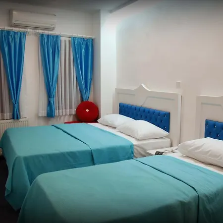 Hotel Lancelot 3*