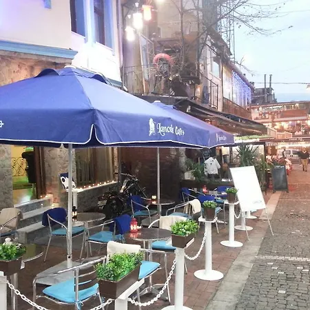 Hotel Lancelot 3*
