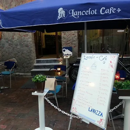 Lancelot 3*